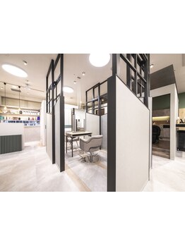 【香椎駅 2F☆】半個室空間で人目を気にせずリラックス♪プライベート空間で特別なサロンタイムをお届け＊