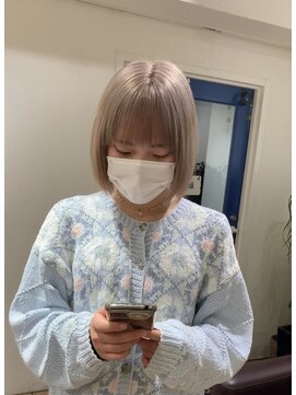 リヴゴーシュ(rive gauche) ホワイトベージュボブ