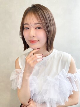 トゥルーズ(TLUUS) TLUUS黒髪ココアベージュオリーブグレー小顔クラゲヘアー