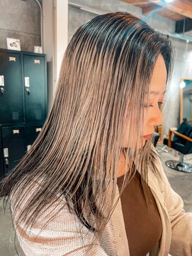 キルム(Qilm) ルーツカラー/プレイングカラー/バレイヤージュ◇Qilm秋吉