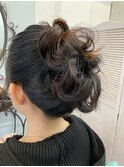 お団子ヘアー　　アバウトお団子ヘアー