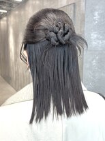 ピークアブー 原宿ハラカド(PEEK-A-BOO)&nbsp;ヘアセット お呼ばれヘア ハーフアップアレンジ ハーフアップ