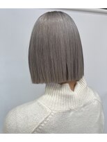 モアヘアー(MORE-HAIR)&nbsp;ぱっつんボブ×グレージュカラー
