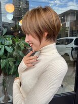 ロンドアリシア 金山(Lond Alexia) くびれショート×シルキーベージュ