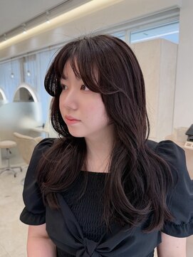 ネモネ バイ ミリー 梅田茶屋町(nemone by milly) ミディアムくびれレイヤーカット