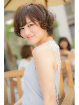 ヘアークリアー 春日部 大人可愛いピンクベージュのキュートショートボブ/30代40代50代