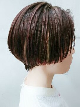 テイルウインド(Tailwind) ミニボブリーチインナーカラー/イヤリングカラー/韓国マッシュ