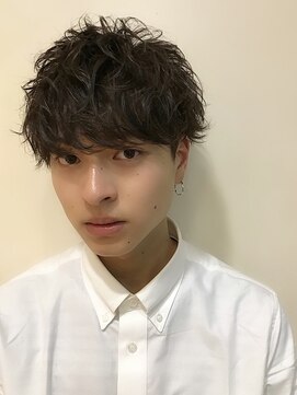 バイフィフス 原宿/表参道(by fifth) 波巻きツイストスパイラルパーマツーブロック刈り上げ