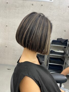 イキ 表参道(iki omotesando) モード/無造作ウェーブ/大人ガーリー[表参道駅]