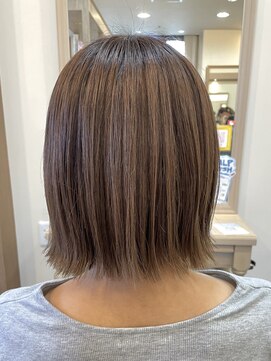 アルターリール(aL ter Rire) 黒髪/グレーベージュ/レイヤーロング/前髪パーマ /中村郁未