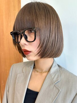 ノイカーム(noi Calm) ショートカットショートボブハンサムショートグレージュカラー