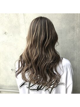 リーチェ(ReCHE by CAPA(旧：CAPA茅ヶ崎店）) レイヤーメルティカラーフェミニンロング似合わせカット18