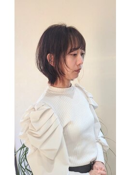 サロン クィ ベルジョーネ(SALON QUI BELLGIONE) 外ハネボブウルフ