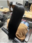 逆三角型の方に似合わせる黒髪美髪ロングストレートヘア
