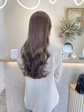 シアエミュー 新越谷店(SHEER emu) 柔らかベージュ