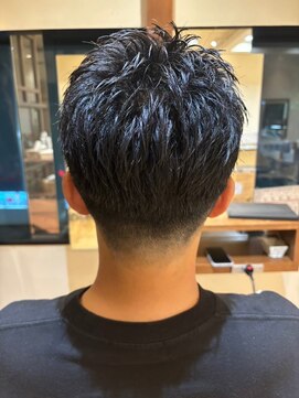 クラップス 横須賀中央店(CLAPS) 横須賀スパイキーショートフェード