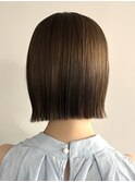 切りっぱなしボブ　縮毛矯正　ブリーチなしカラー　外ハネ