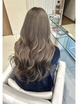 ゴットフロー(GOTTO FLOW) スモーキーベージュ/レイヤーカット/ブリーチカラー