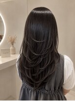 リュール 大阪心斎橋(Lueur.)&nbsp;ウルフカット/ミディアムヘア/レイヤーカット/ヘアスタイル