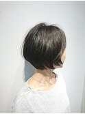担当スタイリスト 星 賢英  フレンチカットショートボブ