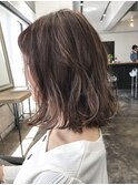 アッシュベージュハイライトミディ【池袋/20代/30代/40代】