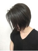 ハンサム前下がりボブ