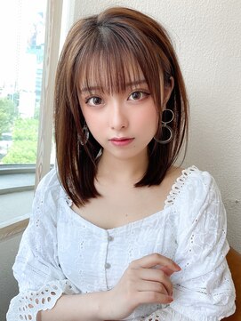 アフロート ディル(AFLOAT D'L) 20代30代40代大人かわいいボブ フェザーバング カーキグレージュ