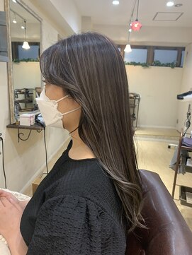 レガロヘアーデザイン(Regalo hair design) Regalo  ハイライトシルバーグレージュ☆