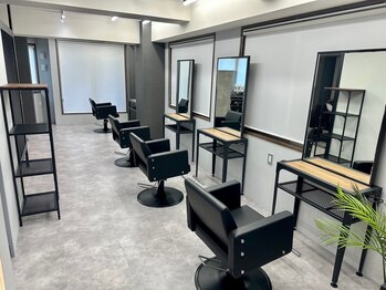 Men's hair salon First 三宮店【ファースト】