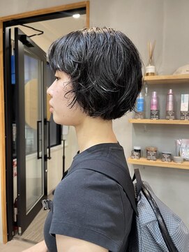 ナループロア ハチ(Nalu pu loa hachi) ボブパーマ/ボブレイヤー/黒髪パーマ/くせ毛を活かす