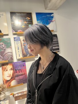 テンダー(Tender) コンパクトショート×コントラストカラー