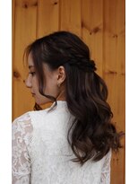 ブゾン(buZon)&nbsp;【buZonブゾン】ふわふわハーフアップ