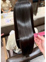 エヌアンドエー 春日部東口店(hair shop N&A)&nbsp;鏡のような輝きを放つ、究極のストレートヘア/髪質改善/艶感