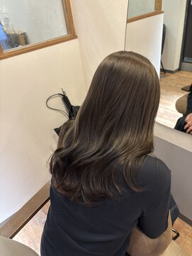 アッシュブラウン