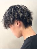 ハイライト/ツイストパーマ/短髪/ツーブロック/men's