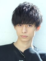 リタバイクロト(LITA by KUROT)&nbsp;那覇/刈り上げセンターパート/波巻きツイストスパイラル