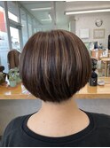 ショートボブ
