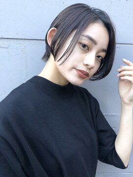 ミィ 表参道(mee.) 【mee.】ハセガワヒトシ 大人かわいいタイト前下がりボブ