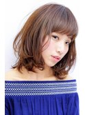 ショートカットボブ前髪あり大人外ハネスタイル