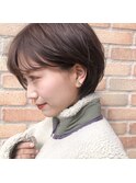 大人かわいい耳かけショート