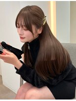 フィル 横浜(fil)&nbsp;チョコレートグレー_グレーベージュレイヤーロング黒髪