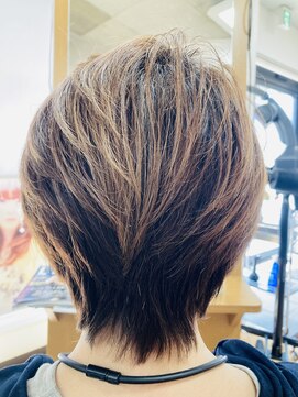 エモーション ショ－トボブ