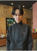 アンニュイなセンターパート