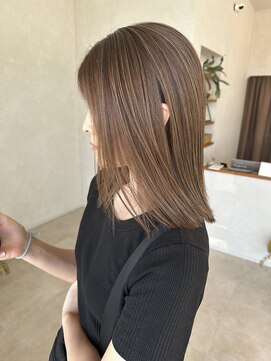 イルプロム 御厨店(illuprom.) 馴染ませベージュハイライト(ブリーチあり)