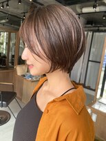 ウード(OUD) マッシュショートボブ