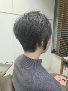 フラココ 荻窪店(hurakoko trico) 40代/白髪ぼかし/外国人風ハイライト/ショートレイヤー/小顔