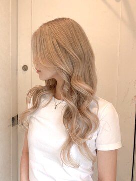 リングバイモアムー(Ring by Moremuu) ブリーチカラー　［小林］