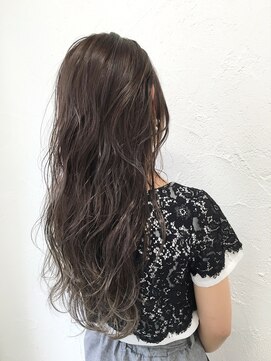 プライズ 表参道原宿店(prize) シルバーアッシュグラデ/バレイヤージュ/透明感くびれヘア