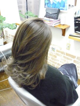 エイチワイヘアーデザイン(HY hair design) ハイライト＆グラデーション