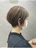 大人可愛い20代30代40代前下がりショートボブ丸みショート